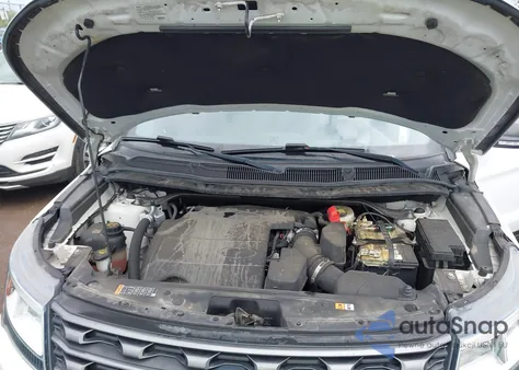 2017 Ford Explorer Xlt z USA, uszkodzony, nr VIN 1FM5K7D83HGD84010